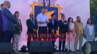 Photo of Легенды мирового футбола Луиш Фигу и Роберто Карлос открыли школу мадридского «Реала» в Киеве