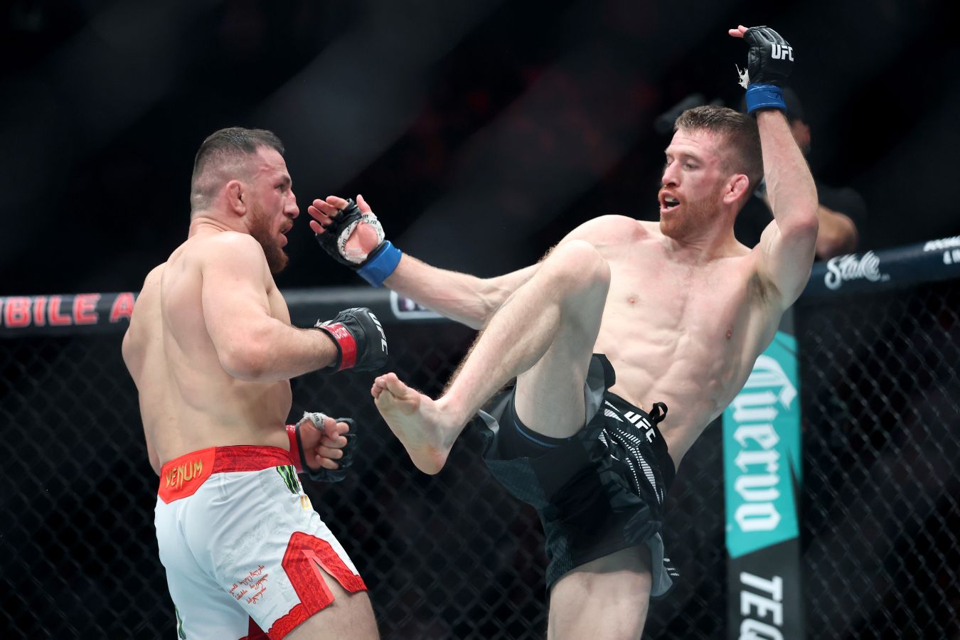 Preview Кори Сэндхаген назвал лучшим бойцом UFC не Мераба Двалишвили, а другого чемпиона