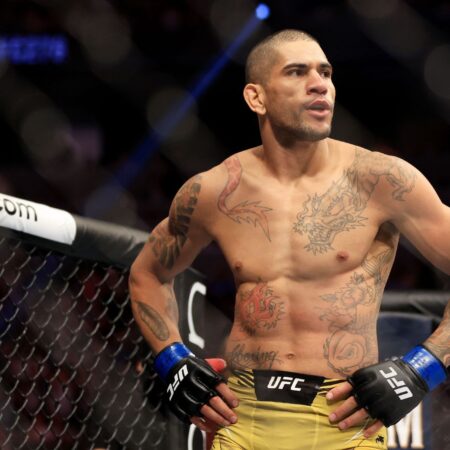 Звезда UFC Vancouver считает, что его бой заказан для «наказания» бойца, которого Алекс Перейра «умолял» подписать