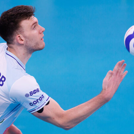 «Нам принципиально выиграть». Максим Сапожков о Кубке Победы и амбициях команды