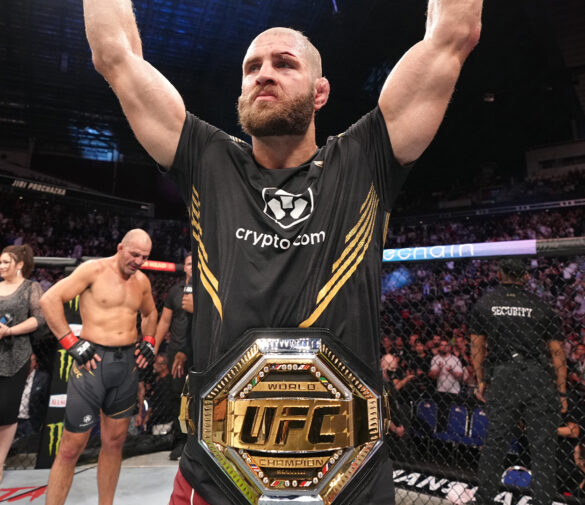 Иржи Прохазка высказался о возможном бое за вакантный титул UFC, предложенном Джо Роганом