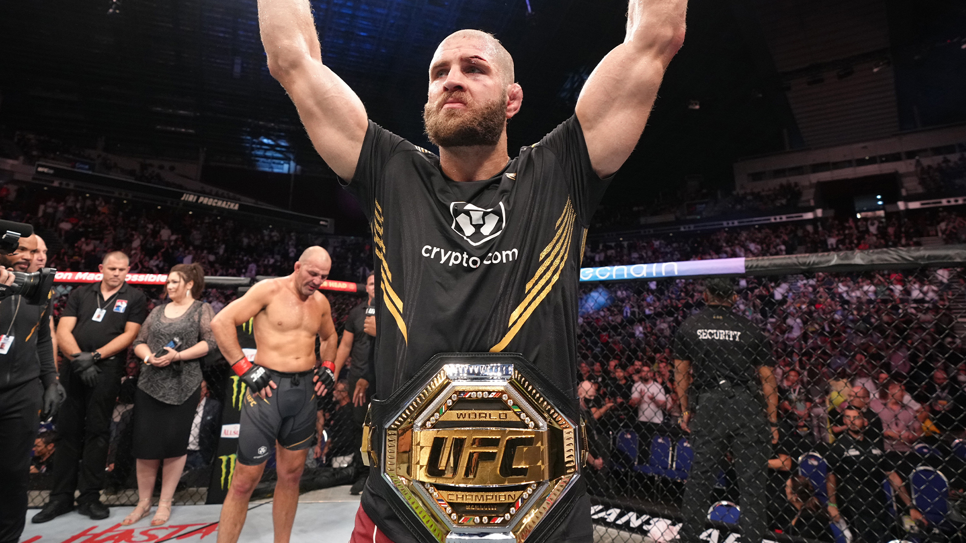 Preview Иржи Прохазка высказался о возможном бое за вакантный титул UFC, предложенном Джо Роганом